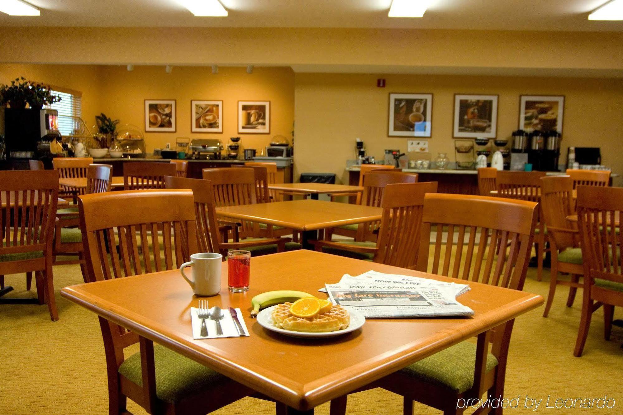 Doubletree By Hilton Vancouver Restaurant photo